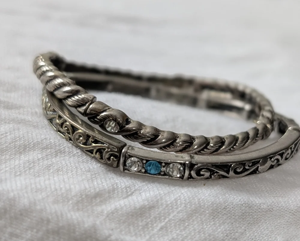 Silver-Tone Stretch Bracelet Set | Rhinestone & Rope Design - Picture 3 of 8